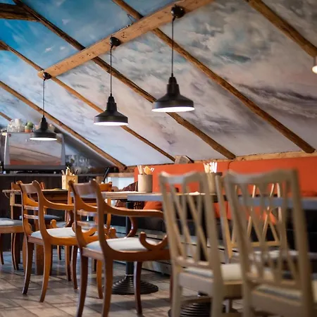 招待所 Taevas Kuelalistemaja 沃鲁